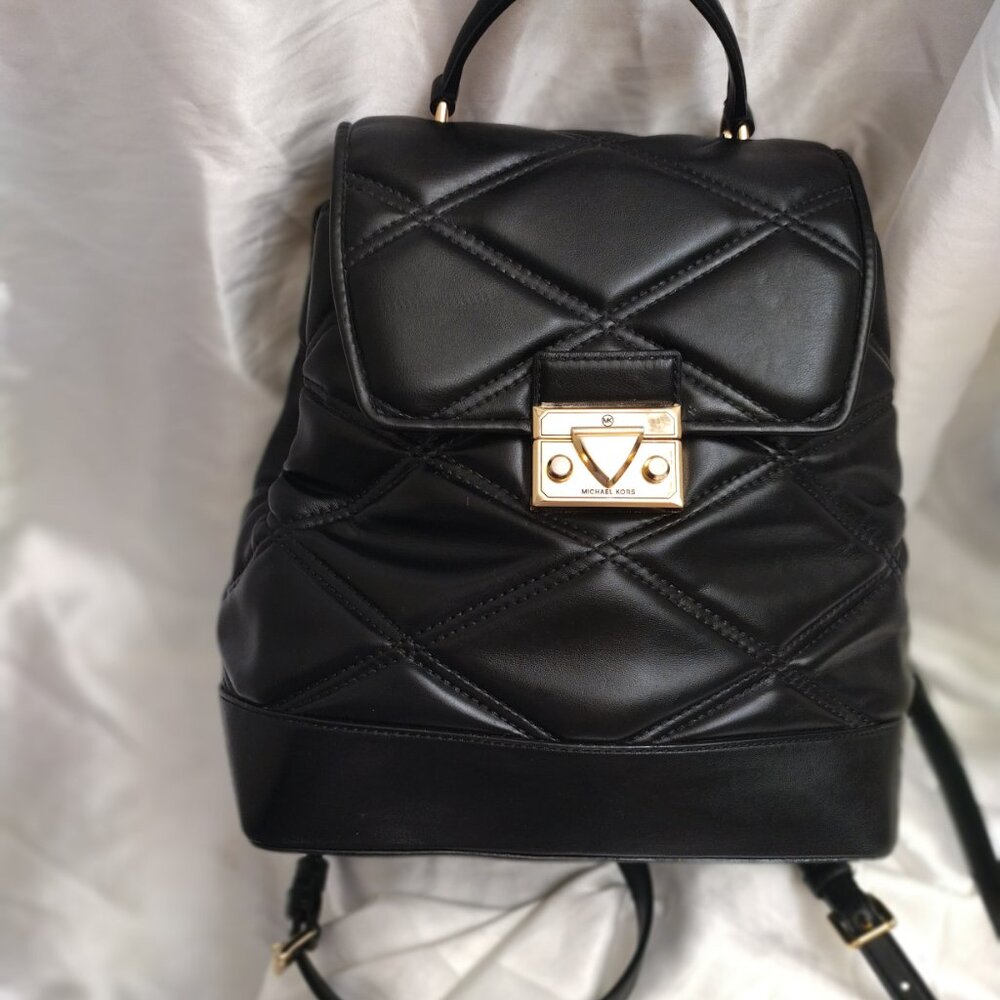 * MICHAEL KORS LEATHER BACKPACK BAG, LUXURY LEATHER BLACK QUILTED LARGE GOLD